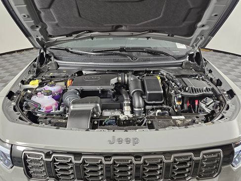 New 2026 Jeep Cherokee Laredo image 12