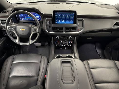 Used 2024 Chevrolet Suburban LT AWD/4WD image 21