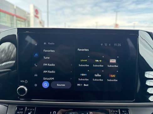 Used 2026 Toyota Camry SE w/ Convenience Package image 26