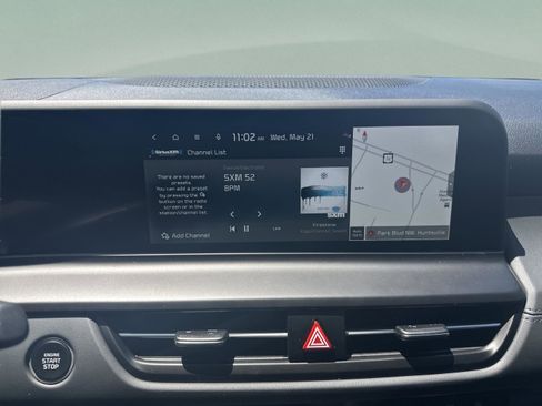 Used 2025 Kia Seltos EX w/ EX Sunroof Package image 21