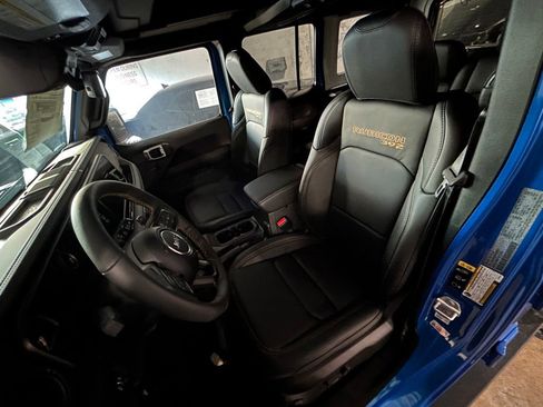 New 2025 Jeep Wrangler Unlimited Rubicon 392 image 32