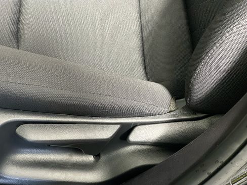 Used 2026 Toyota Corolla LE FWD image 15