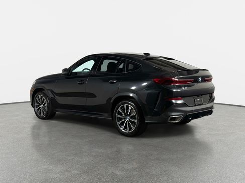Used 2024 BMW X6 xDrive40i w/ Parking Assistance Package AWD/4WD image 5