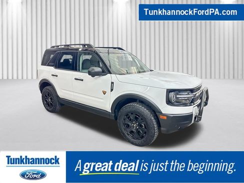 Used 2025 Ford Bronco Sport Badlands w/ Sasquatch Badlands Package AWD/4WD image 1