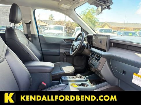 Used 2026 Ford Maverick Lobo AWD/4WD image 29