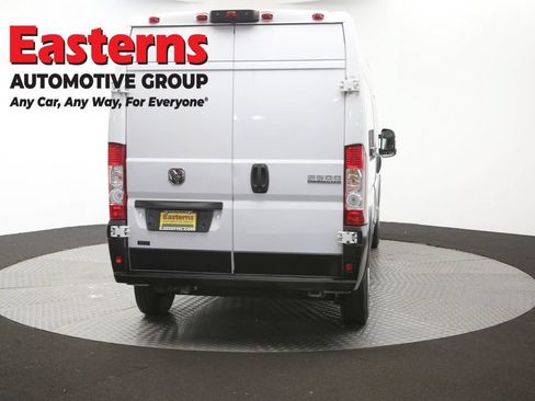 Used 2025 RAM ProMaster 2500 w/ Convenience Group FWD image 38