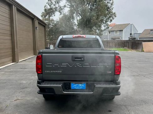 Used 2022 Chevrolet Colorado LT w/ Safety Package image 5