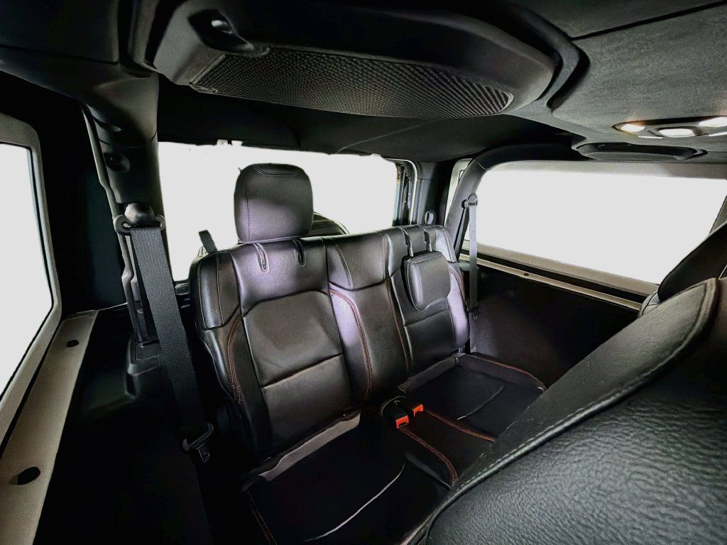 Used 2021 Jeep Wrangler Rubicon AWD/4WD image 30