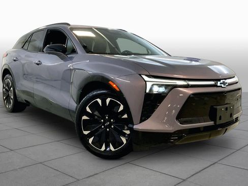 Used 2024 Chevrolet Blazer EV RS AWD/4WD image 2