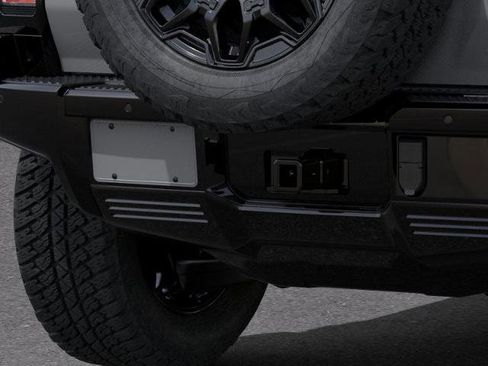 New 2025 GMC Hummer EV 2X image 28