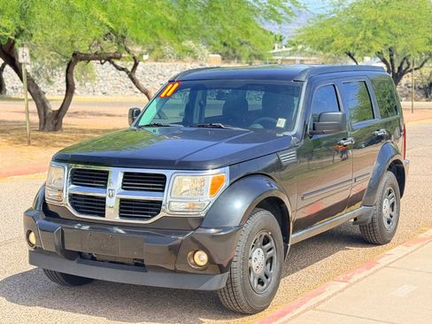 Used 2011 Dodge Nitro SE RWD image 1