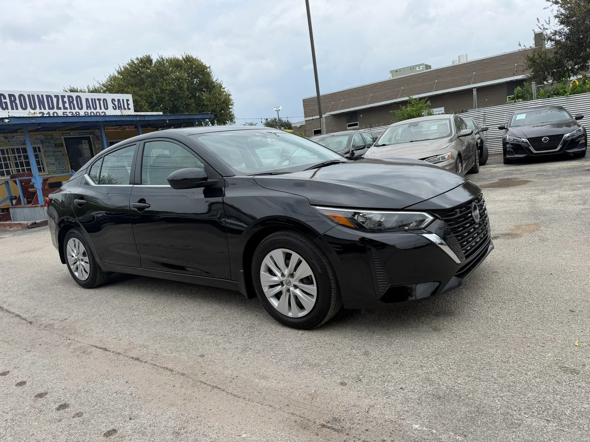 Used 2025 Nissan Sentra S FWD image 5