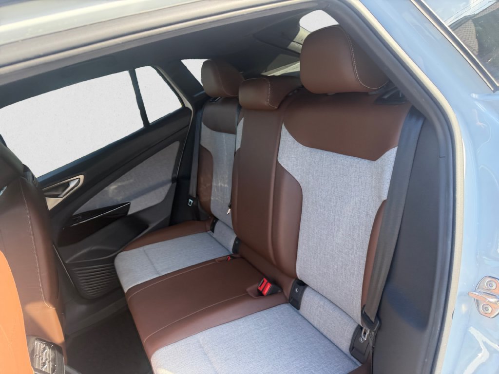 Certified 2023 Volkswagen ID.4 Pro RWD image 13