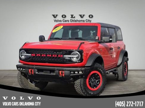 Used 2022 Ford Bronco Badlands w/ Sasquatch Package image 1