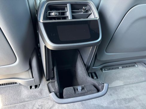 Used 2024 Lucid Air Pure RWD image 37