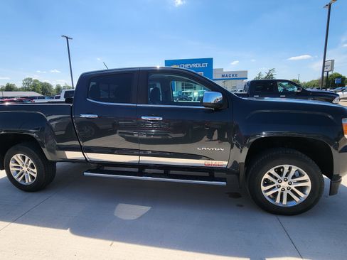 Used 2018 GMC Canyon SLT w/ Driver Alert Package AWD/4WD image 4