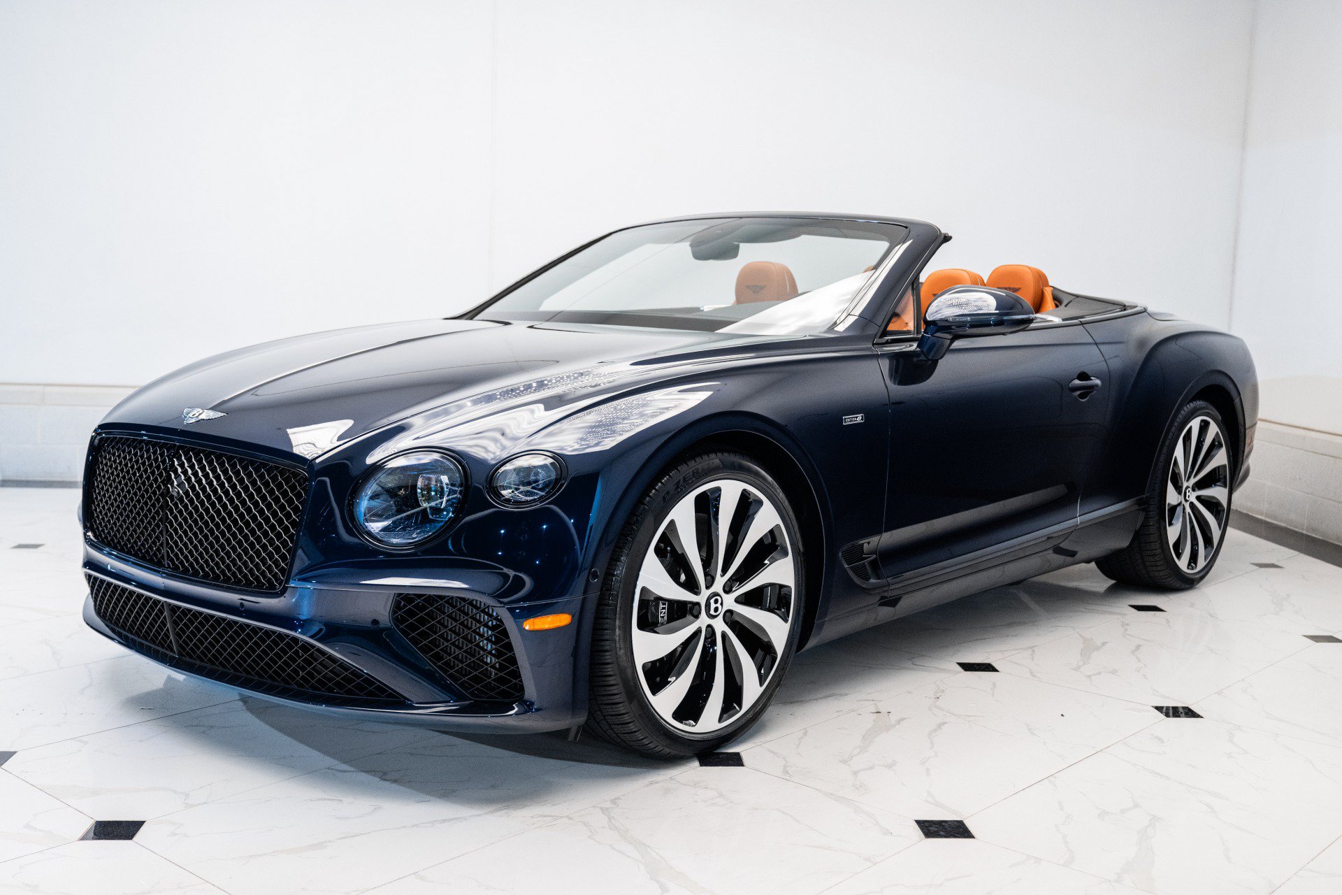 Used 2024 Bentley Continental GT V8 AWD/4WD image 9