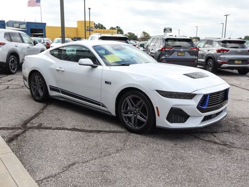 Used 2024 Ford Mustang GT Premium w/ California Special Package RWD image 3