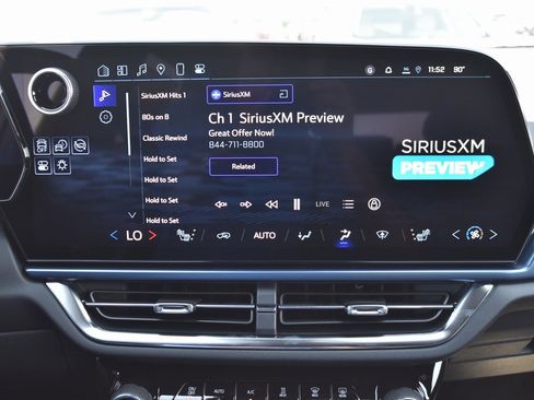 New 2025 Chevrolet Equinox EV LT image 15