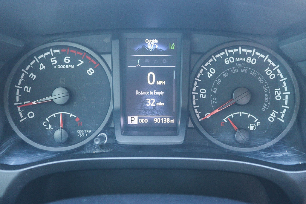 Used 2021 Toyota Tacoma SR RWD image 26