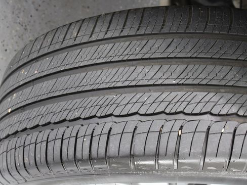 Used 2016 Mercedes-Benz GL 450 4MATIC w/ Premium I Package image 93