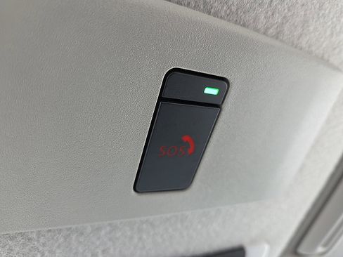 Used 2024 Nissan Kicks SR w/ SR Premium Package image 21