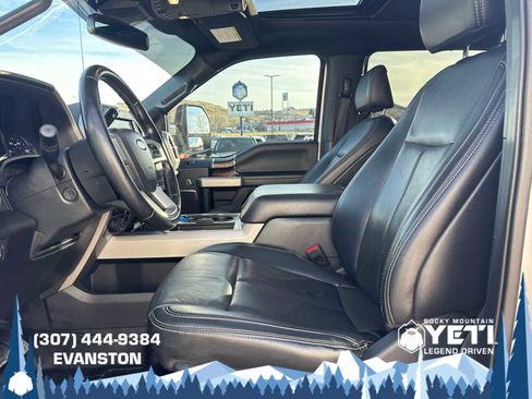 Used 2022 Ford F250 Lariat w/ Black Appearance Package image 28