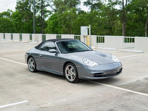 Used 2002 Porsche 911 Carrera 4 image 18