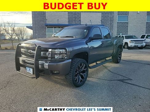 Used 2011 Chevrolet Silverado 1500 LT w/ All-Star Edition image 3