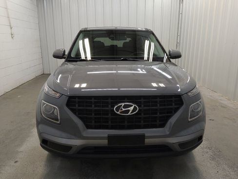Used 2020 Hyundai Venue SE FWD image 14