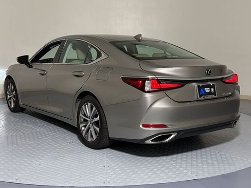 Used 2021 Lexus ES 350 w/ Premium Package FWD image 3