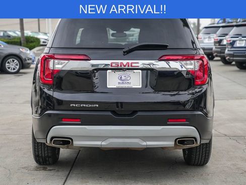 Used 2023 GMC Acadia SLT image 6