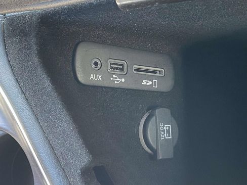 Used 2015 Dodge Challenger R/T w/ Quick Order Package 22B R/T RWD image 28
