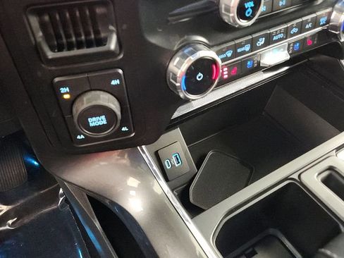Certified 2022 Ford F150 Lariat image 18