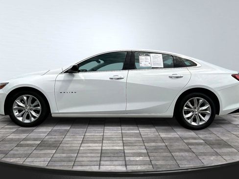 Certified 2021 Chevrolet Malibu LT image 15
