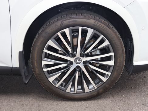 Used 2024 Lexus RX 350 w/ Convenience Package AWD/4WD image 30