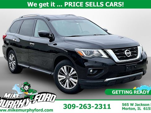 Used 2020 Nissan Pathfinder SV FWD image 1