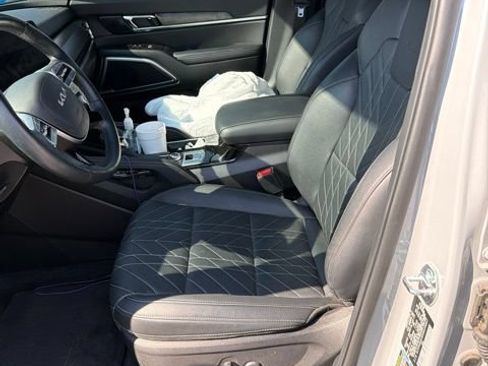 Used 2025 Kia Telluride EX X-Line AWD/4WD image 2