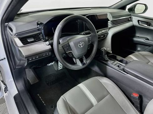 Certified 2025 Toyota Camry SE w/ Convenience Package FWD image 10