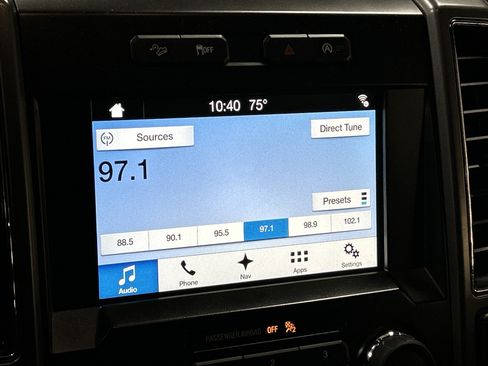 Used 2017 Ford F150 XLT w/ Equipment Group 302A Luxury AWD/4WD image 26