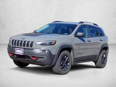 Used 2019 Jeep Cherokee Trailhawk AWD/4WD image 6