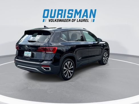 Used 2023 Volkswagen Taos SE AWD/4WD image 8