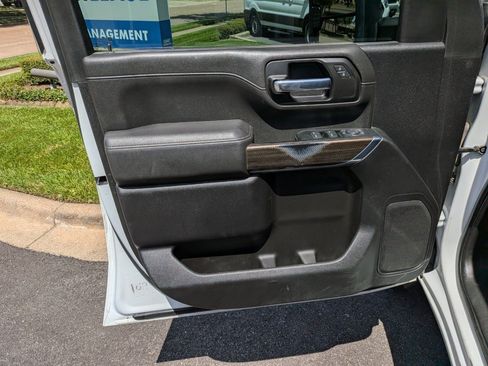 Used 2023 Chevrolet Silverado 2500 LT w/ Advanced Trailering Package AWD/4WD image 30