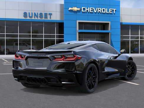 Used 2027 Chevrolet Corvette Stingray Coupe w/ Battery Protection Package RWD image 4