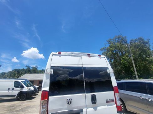 Used 2017 RAM ProMaster 2500 FWD image 10