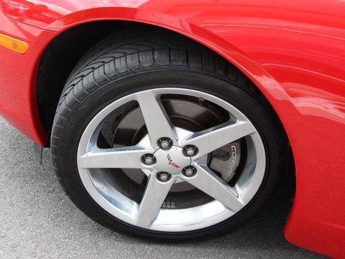 Used 2006 Chevrolet Corvette Convertible w/ Preferred Equipment Group image 39