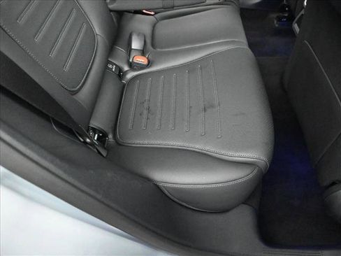 Certified 2026 Mercedes-Benz GLC 300 4MATIC image 24