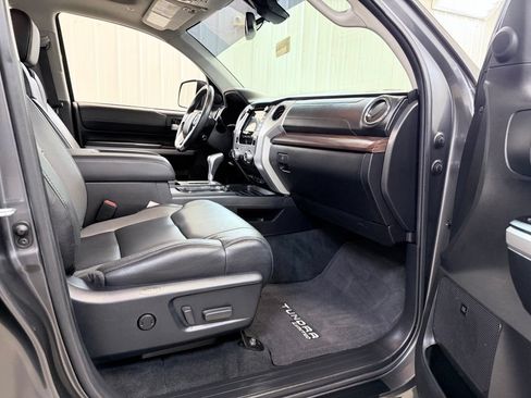 Used 2021 Toyota Tundra Limited w/ Limited Premium Package AWD/4WD image 34