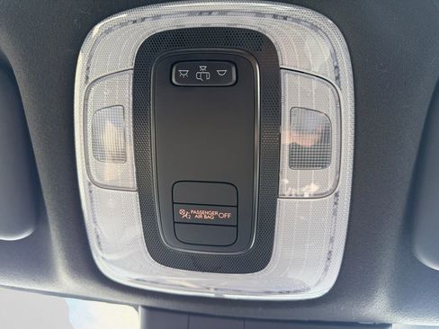 Certified 2025 Hyundai Elantra Sport FWD image 19