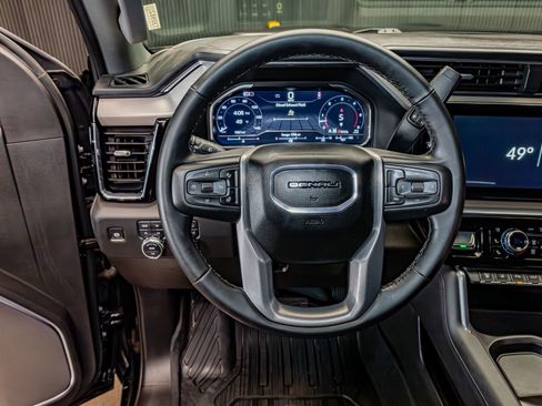 Used 2025 GMC Sierra 3500 Denali w/ Denali Reserve Package image 16